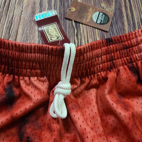 Chicago Bulls Shorts Mens Small Mitchell & Ness Galaxy Reflective NBA Basketball - Picture 6 of 16